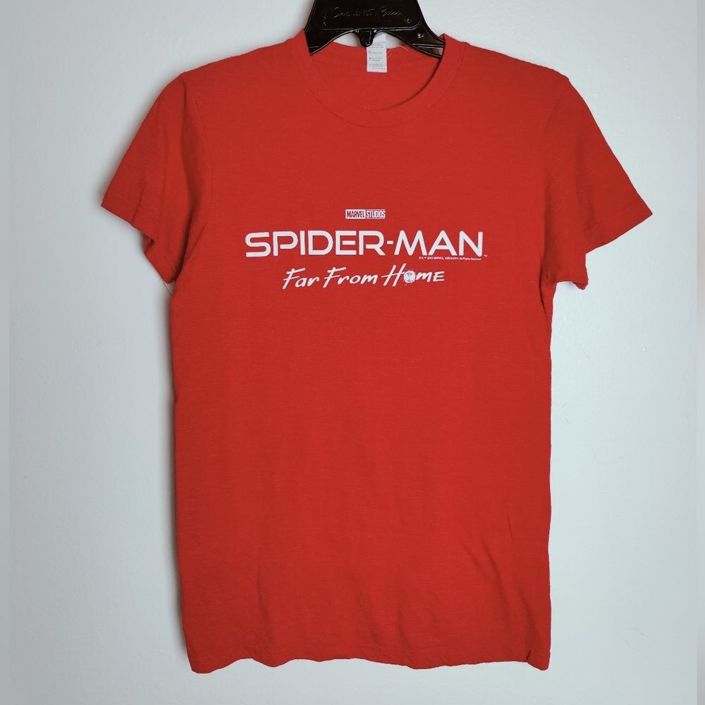 Women's Marvel Studios Spiderman Far From Home Red Crewneck T-shirt, Sz S